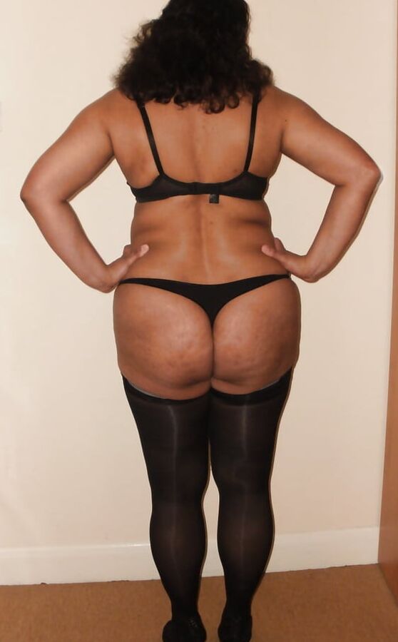 Desi Princess, J BBWFOTZE aus London