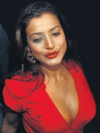 AMEESHA PATEL