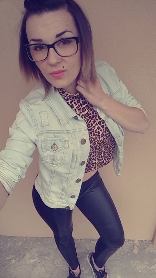 Dominika - girl in glasses, selfie, polish