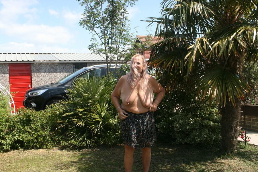 Val in Garden