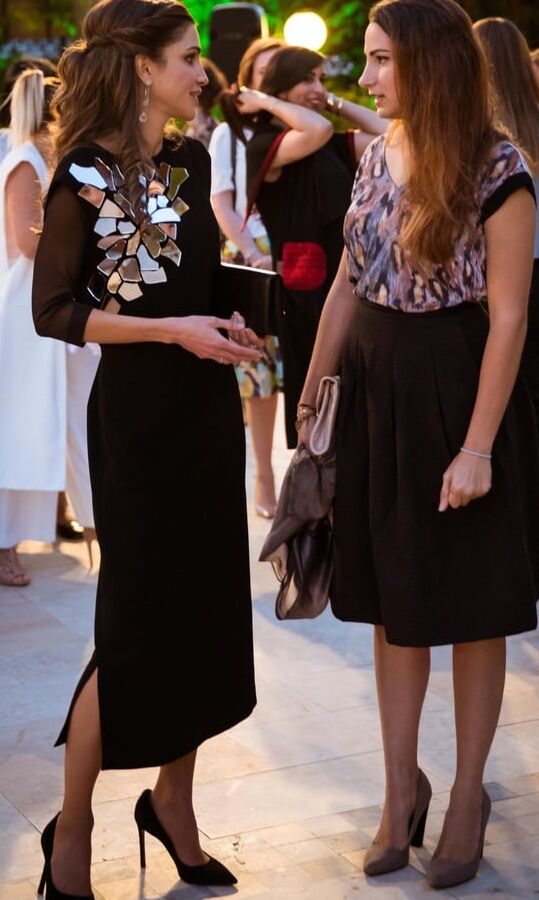 Queen Rania of Jordon in Pantyhose
