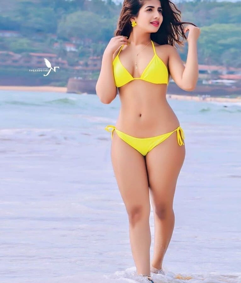 beautiful girl&;s