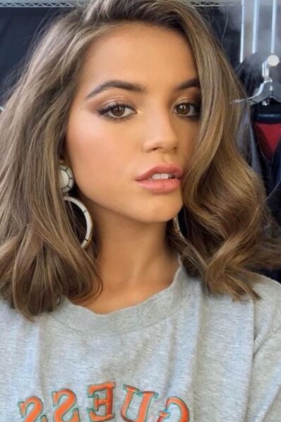 isabela moner