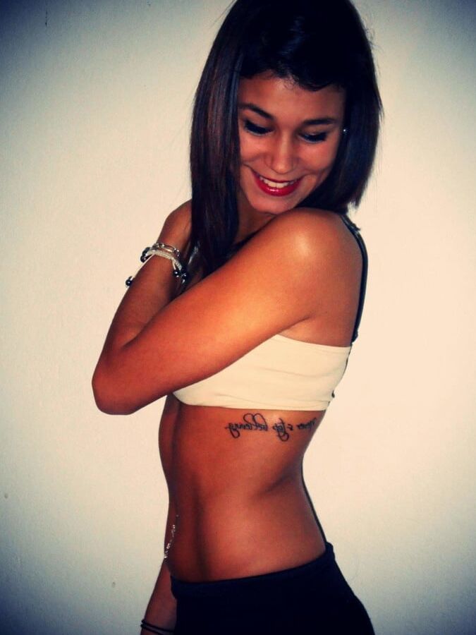 Ines infirmiere et salope