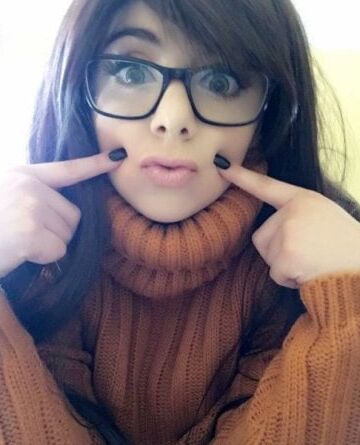 MaMa as a sexy Velma