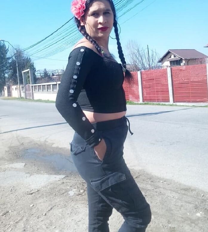 ROU ROMANIAN GYPSY MILFS YOUNG SEXY DIRTY GYPSY MOM