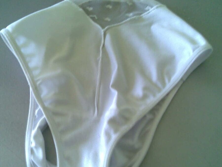 Pinay Milf Worn Panties