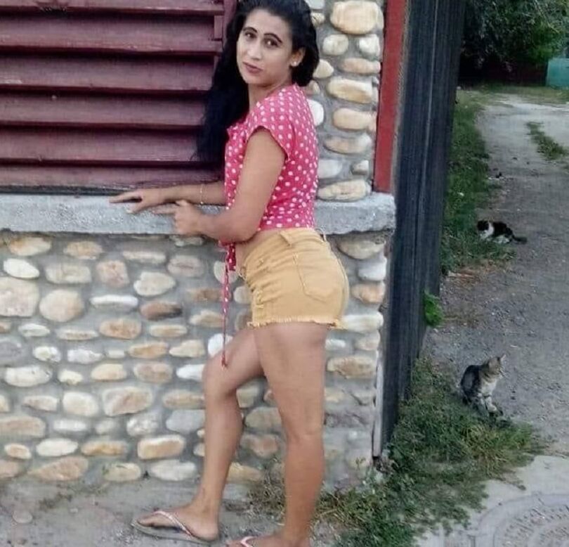 ROU ROMANIAN GYPSY MILFS YOUNG SEXY DIRTY GYPSY MOM