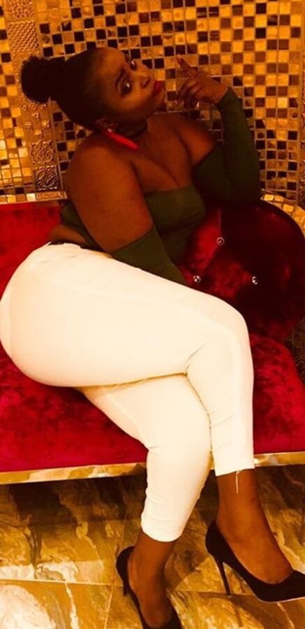 Sexy slim thick big booty bbw pear brenda
