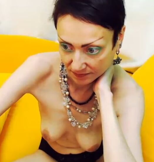 MILF mature femme d&;experience