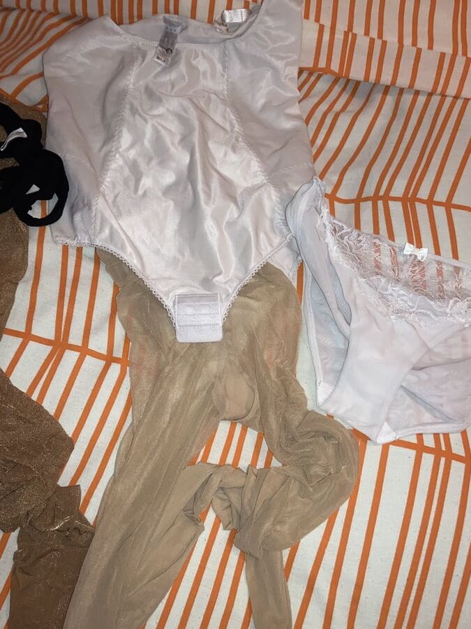 Dessous der Ehefotze, wifes lingerie and pantyhose