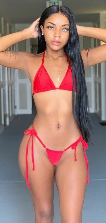 Darcii M