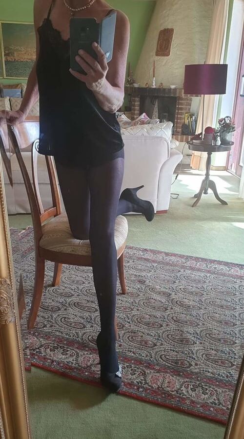 Hot pantyhose Mom
