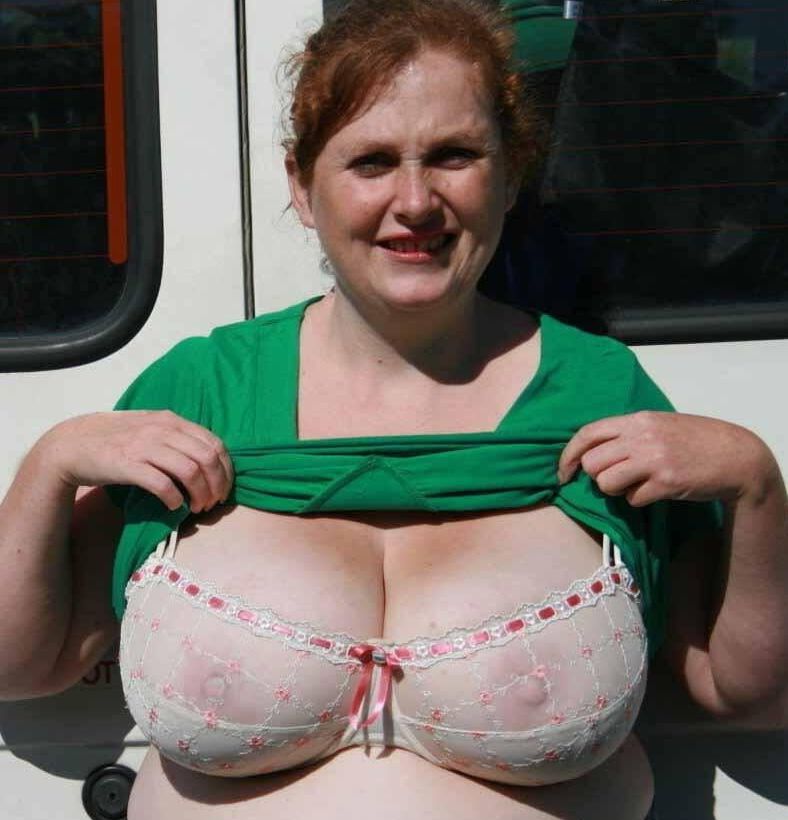 BUSTY GRANNIES ARE HOT TOO!