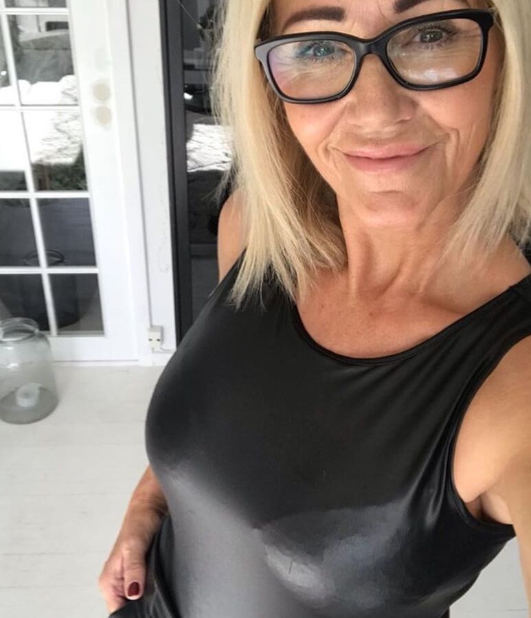 Very Hot Milf from copenhagen she makes me cum!