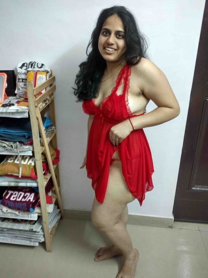 very hot sexy indian desi lady