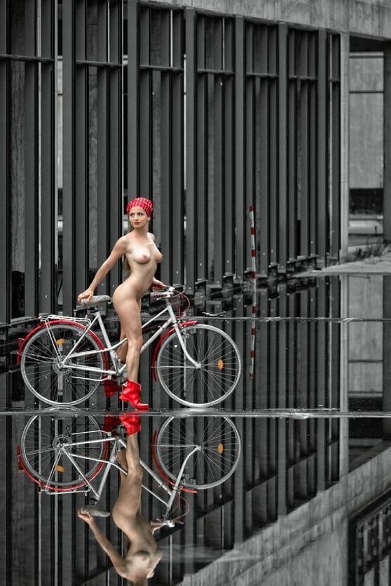 すべてのサイズ、すべてセクシー - かわいいペダル プッシャー (写真)
