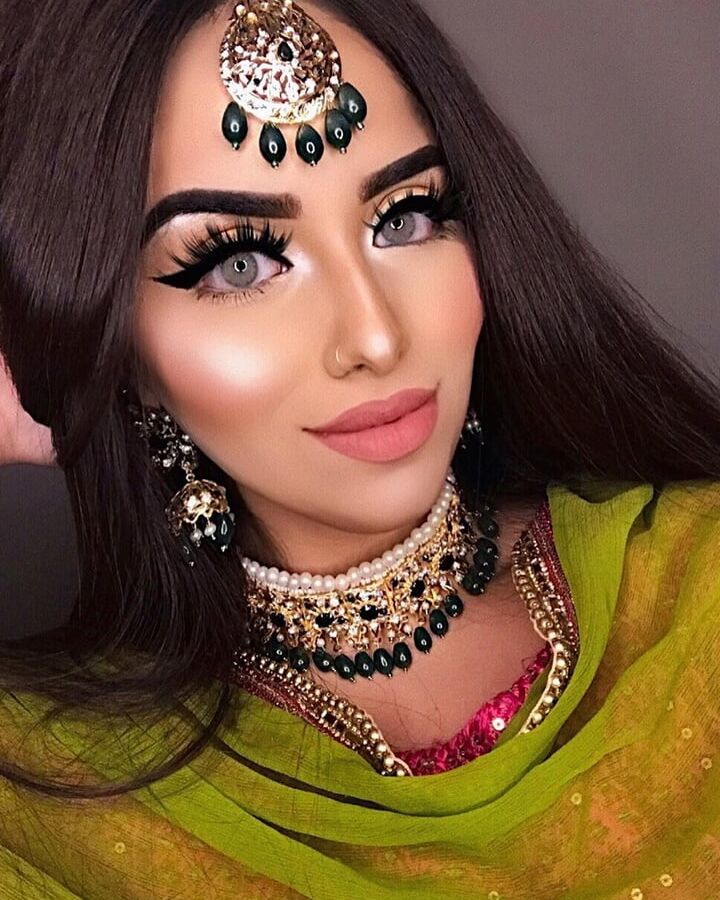 Sexy Desi Women New