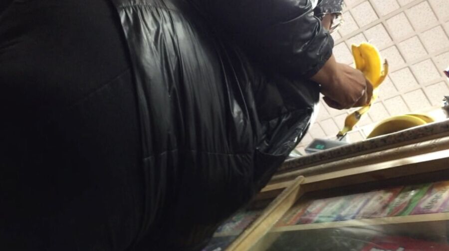 SSBBW PHAT ASS BUSTING OUT COAT