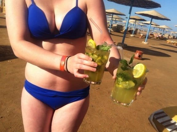Exposure request for sexy German girlfriend