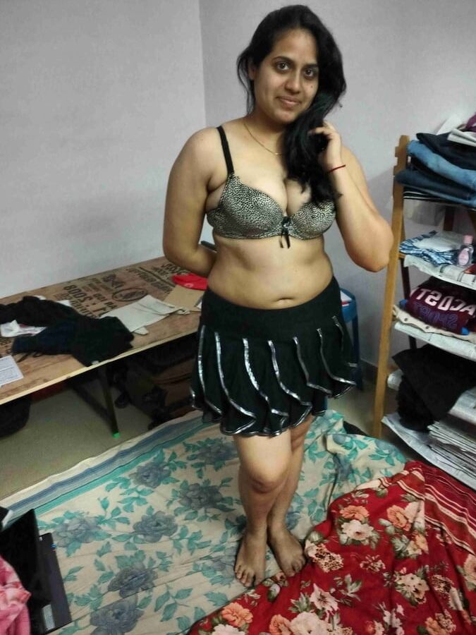 very hot sexy indian desi lady