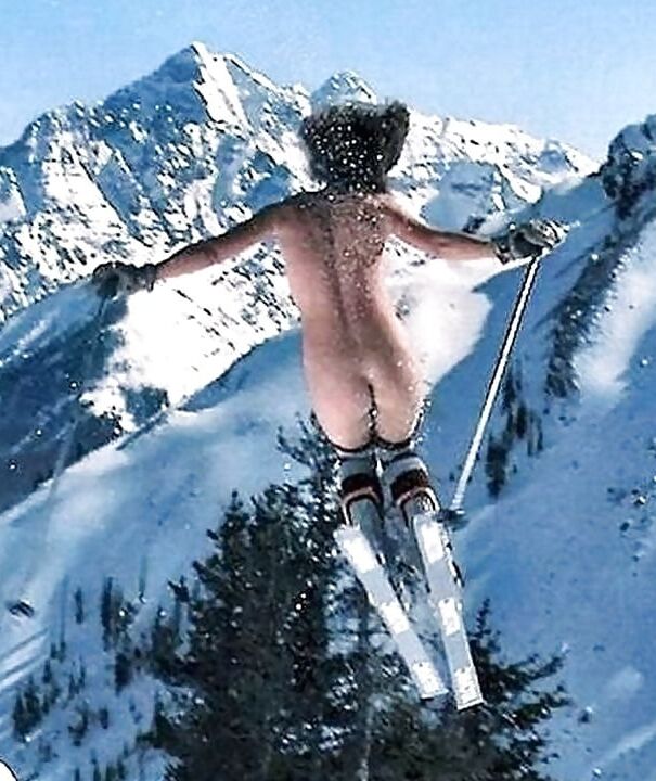 Nude sport