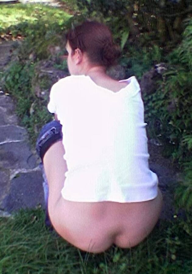 Marjorie takes a piss