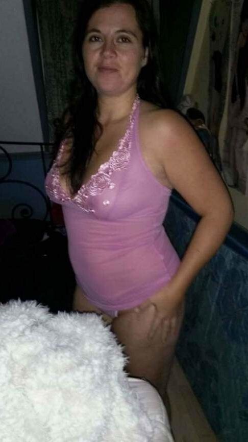 Big Tits UK Wife With A Nice Ass And Tasty Pussy