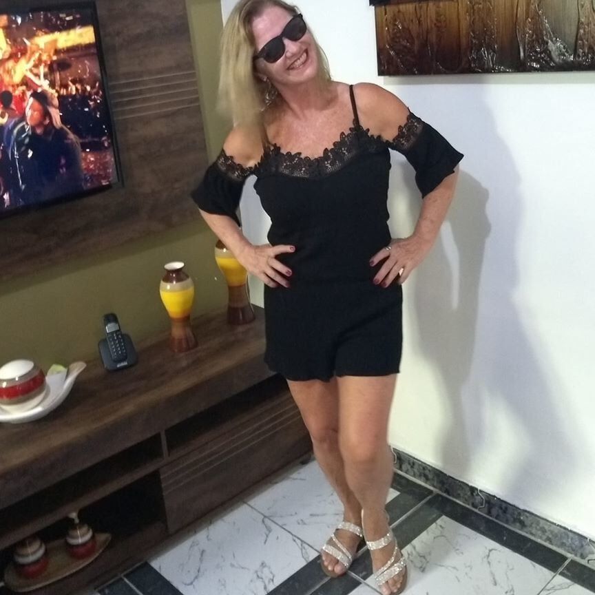 MILF CLEO