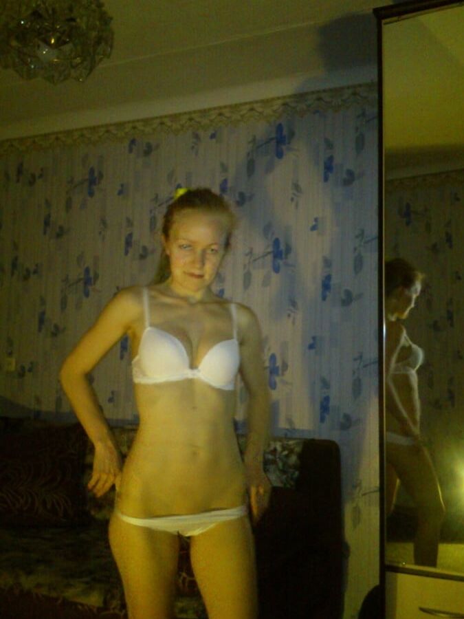 Amateur girls nude