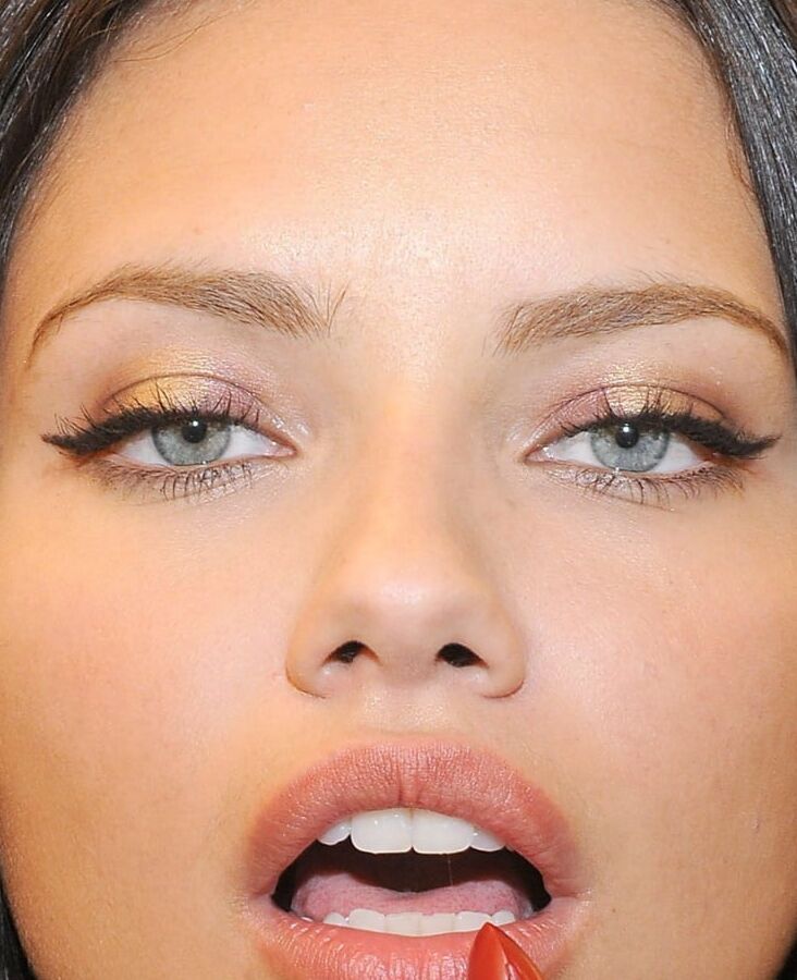 ADRIANA LIMA