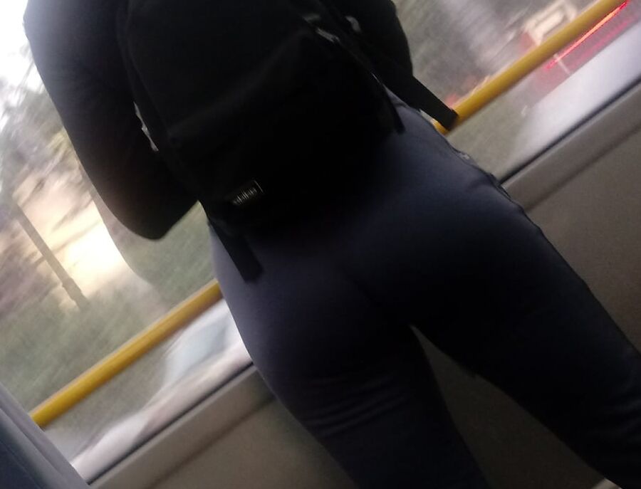 Voayeur street ass