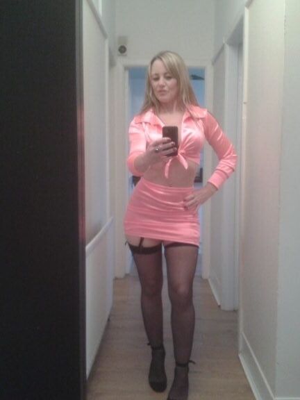 Slutty Milf Pose