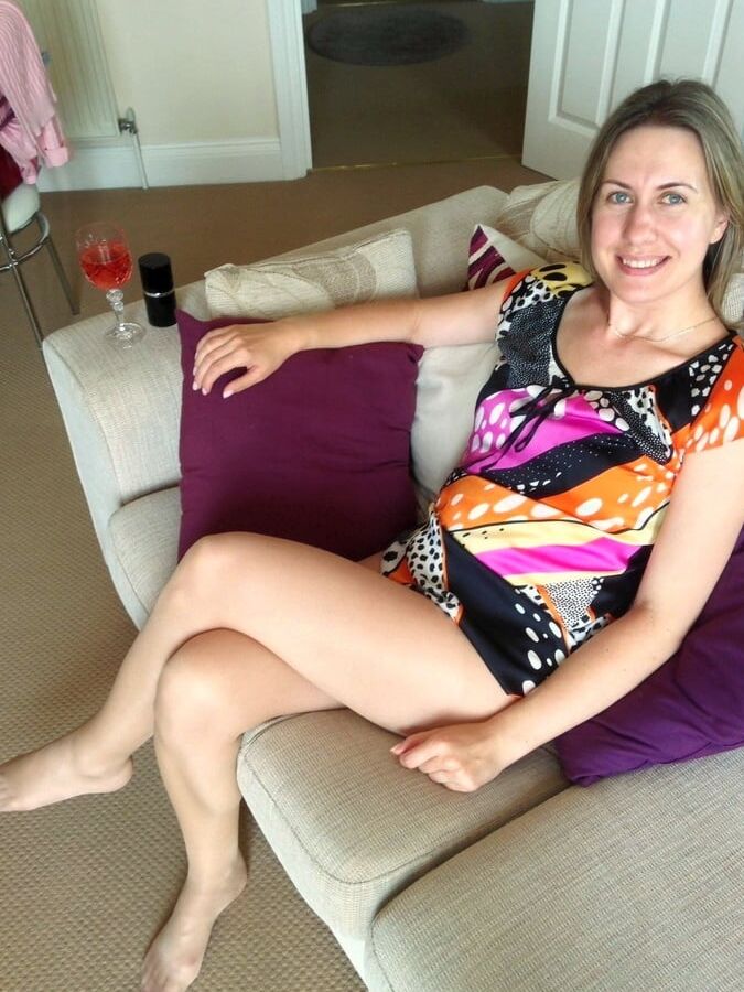UK Pantyhose Beauty