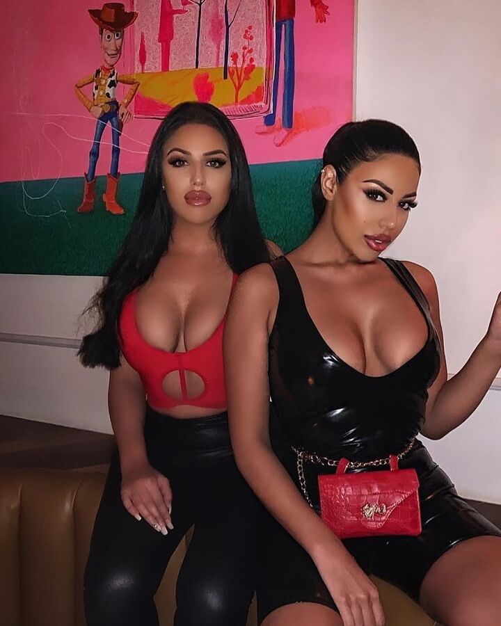 Tu baises laquelle et comment ?