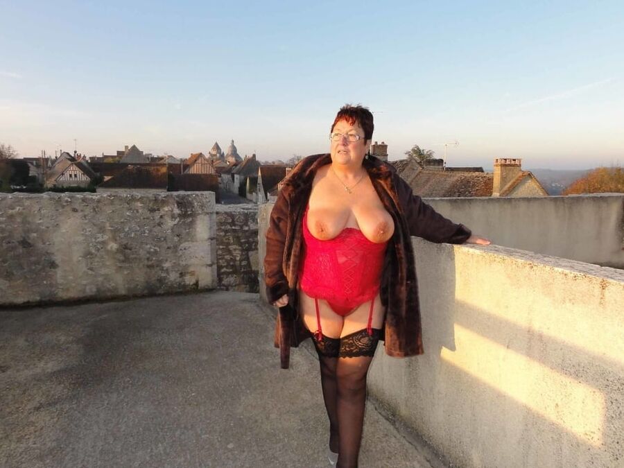real cheap old teasing grannies