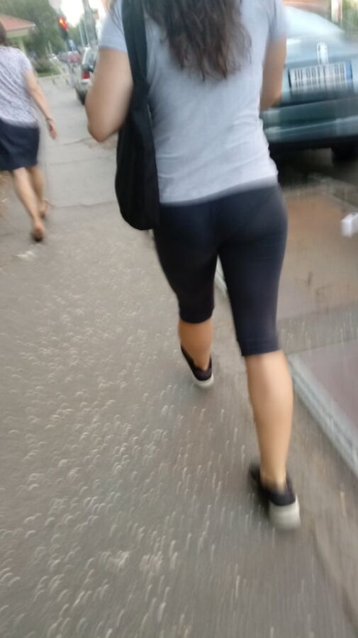 Voayeur street ass