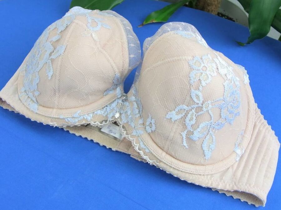 Bra