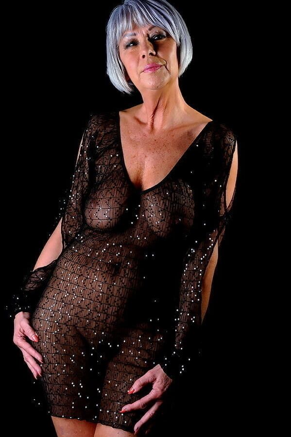 CLOTHED MATURES