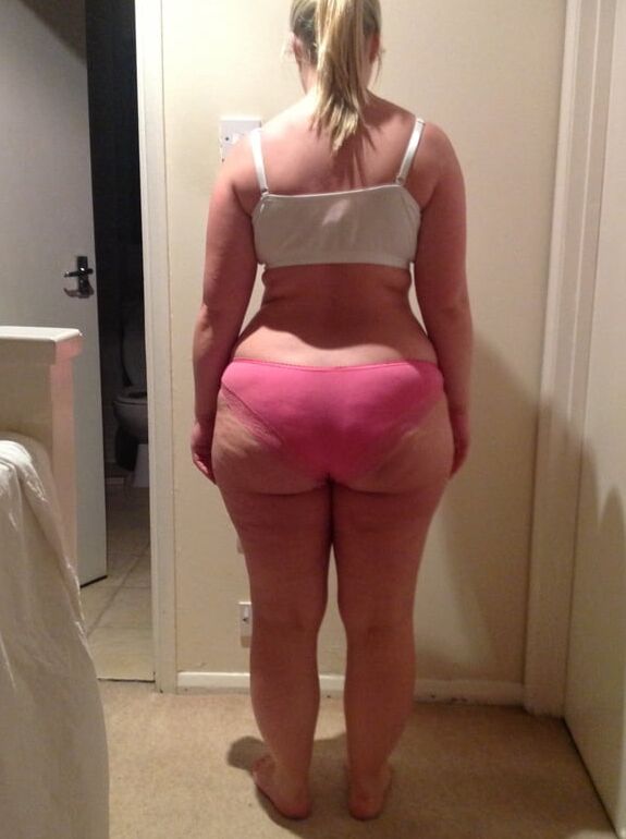 Girls I Would Blast Huge Loads Inside BBW Pawg Belly Hang