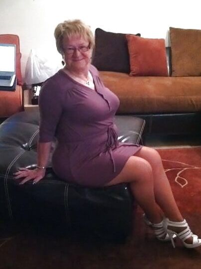 CLOTHED MATURES