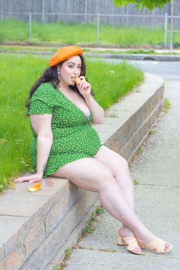 Girls I Would Blast Huge Loads Inside BBW Pawg Belly Hang