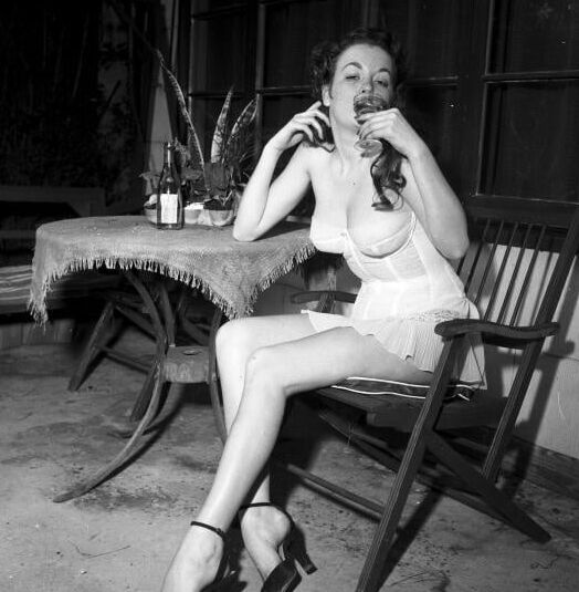 Arline Hunter, Playmate and actress