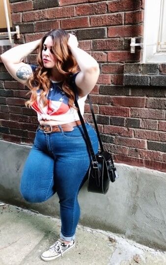 Girls I Would Blast Huge Loads Inside BBW Pawg Belly Hang