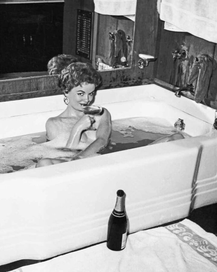 Arline Hunter, Playmate and actress