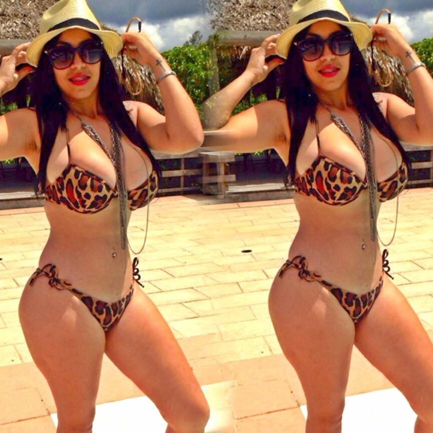 Meet Katherine Dominican Milf