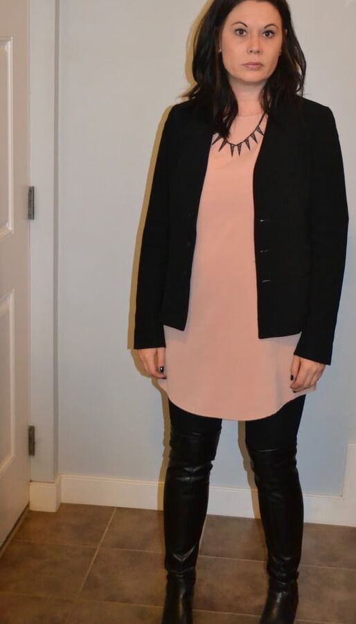 Milfs &amp; Gilfs wearing boots no.