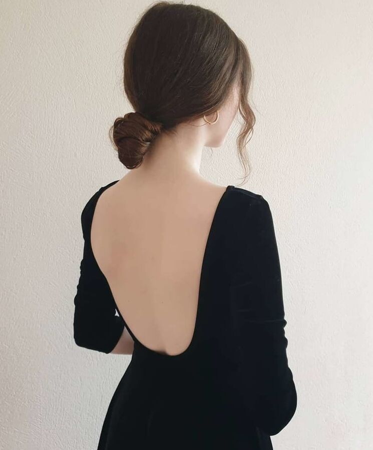 Backless Dresses