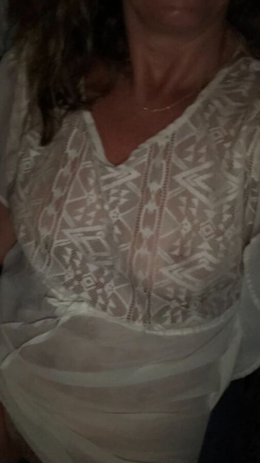 topless mommy