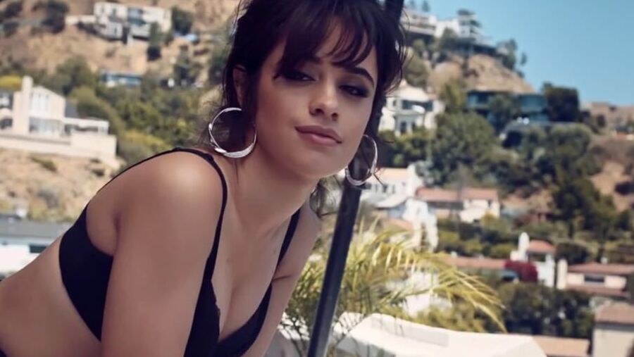 Celeb Camila Cabello Wallpaper feb